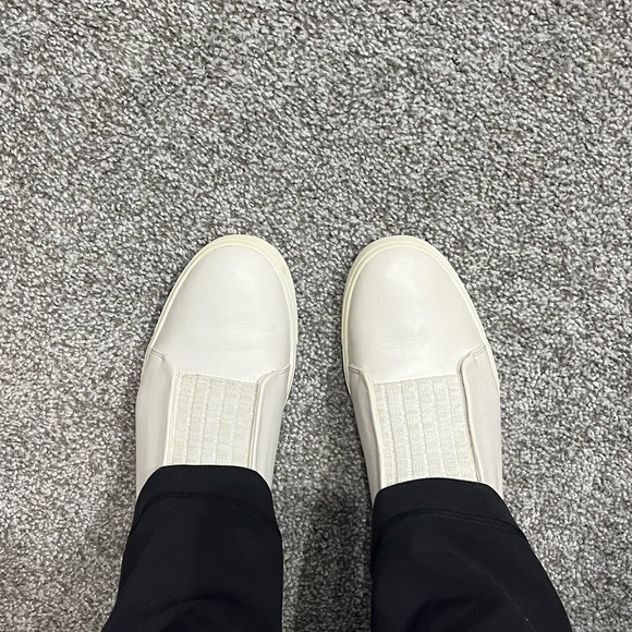 Vince cream slip on shoe loafer sneaker slipper women’s 8 38 - Picture 4 of 10